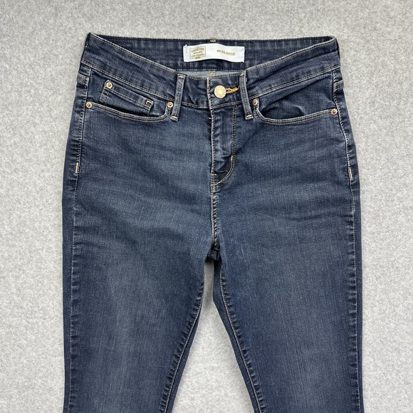 Levi's Signature Gold Women's Mid Rise Bootcut Waterless Jeans Size 4S 27x30 - Picture 3 of 10